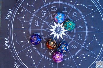 Best Astrologer In Surat - Omsagar Astrologer